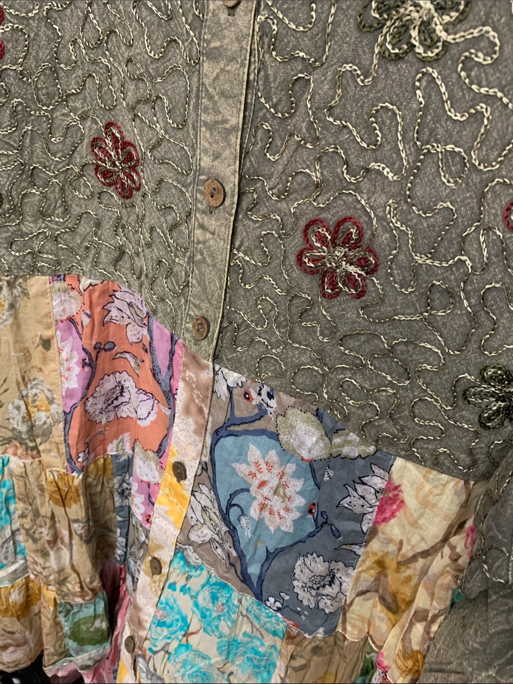 Olive Green Patchwork Floral Tunic - Women - Picture 2 of 2